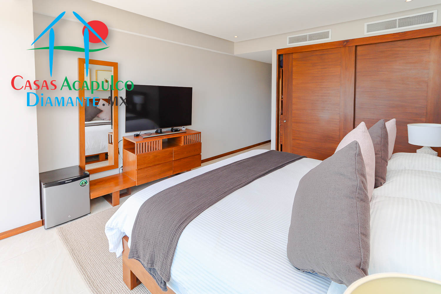 Velera C 12 - Recámara principal antes de Otis 4